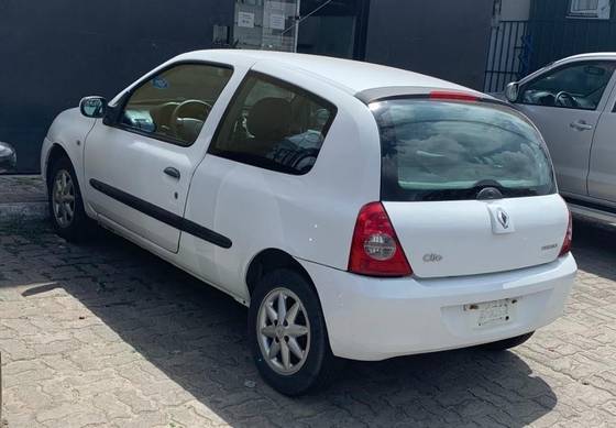 RENAULT CLIO 1.0 16V FLEX 2P MANUAL